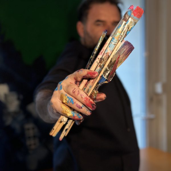 Color therapy 600x600