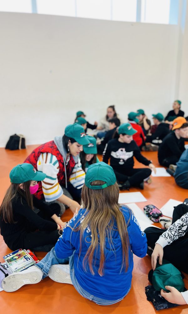 Working with children 1 600x1000