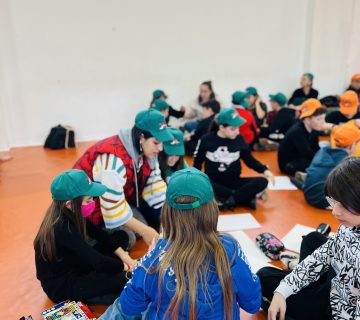 Working with children 360x320